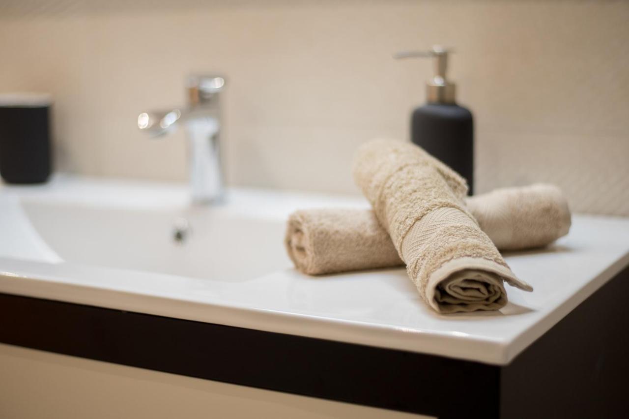 Tuguest Alhondiga Apartment Гранада Экстерьер фото